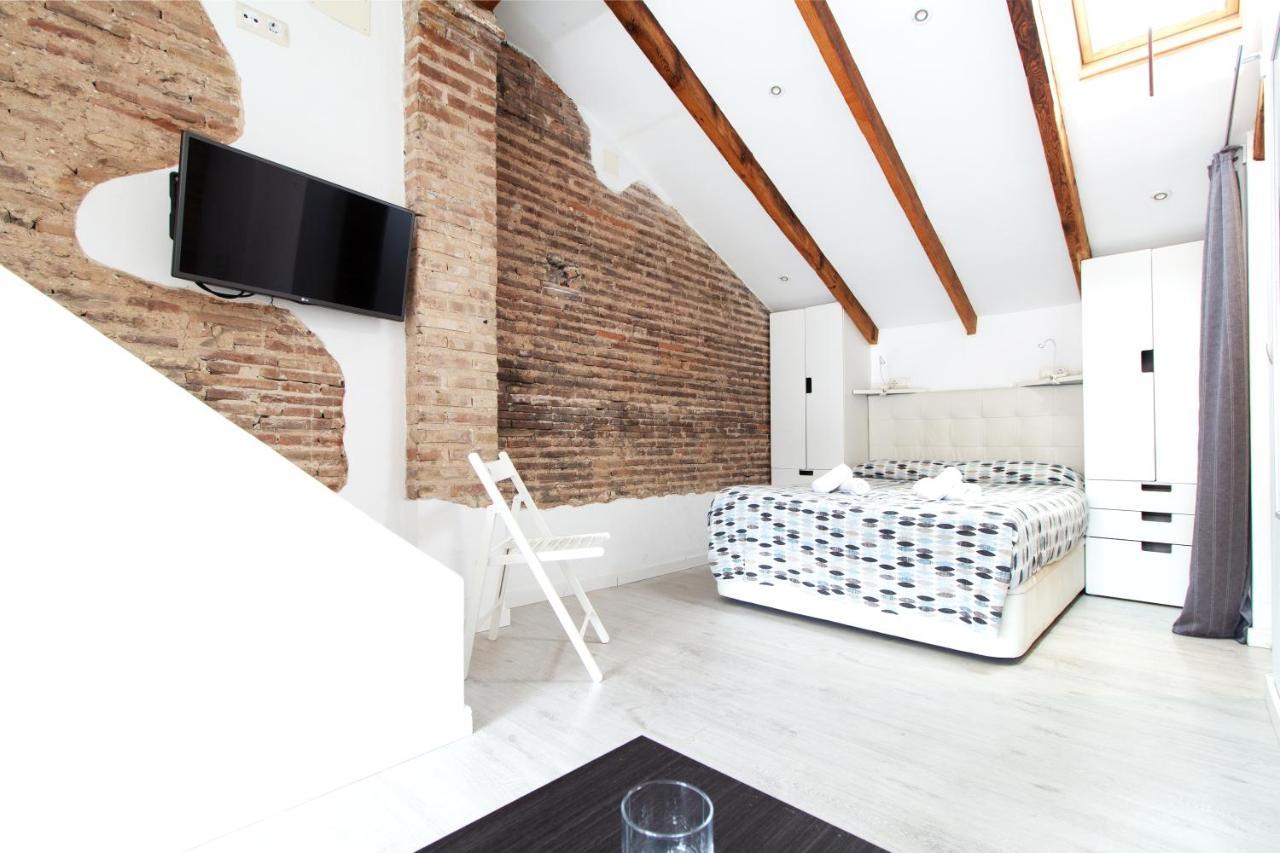 Estudio Para Parejas Con Terraza En La Playa Walencja Zewnętrze zdjęcie