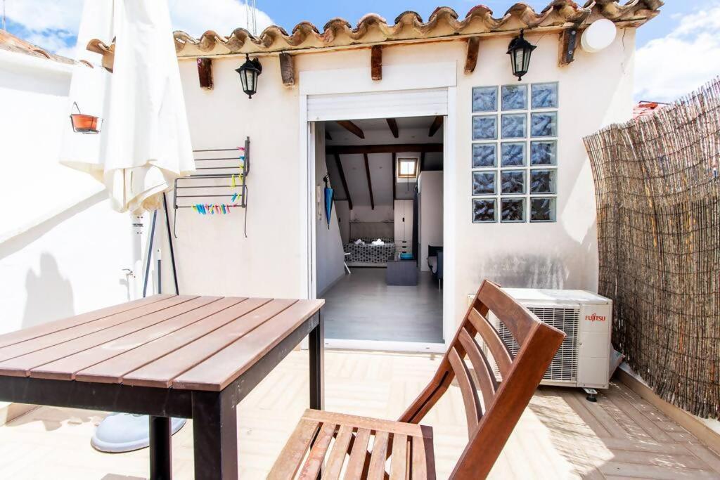 Estudio Para Parejas Con Terraza En La Playa Walencja Zewnętrze zdjęcie