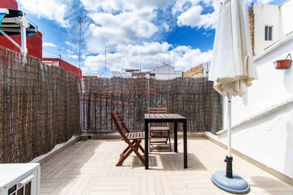 Estudio Para Parejas Con Terraza En La Playa Walencja Zewnętrze zdjęcie